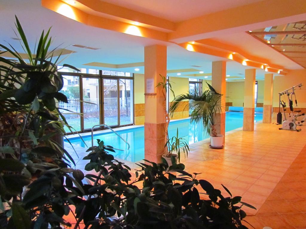 Balaton Wellness Apartman Сиофок Стая снимка